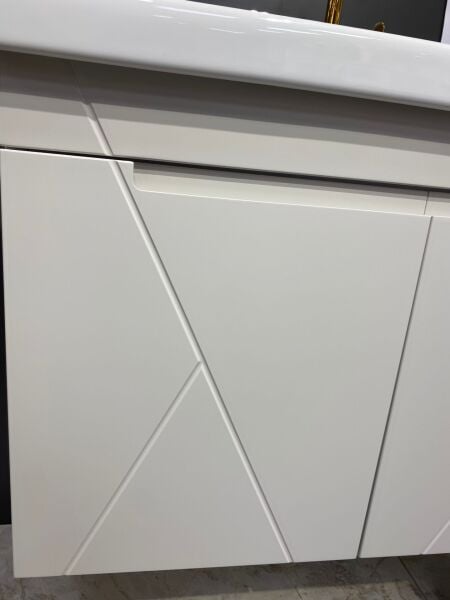 Simetrik Serisi Kaşmir Renk 80x45 Lake Dokunmatik Led Ayna Dahil