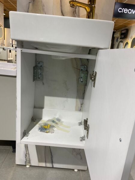 40x30 Zenith Beyaz Lake Hilton Lavabolu Dokunmatik Led Aynalı